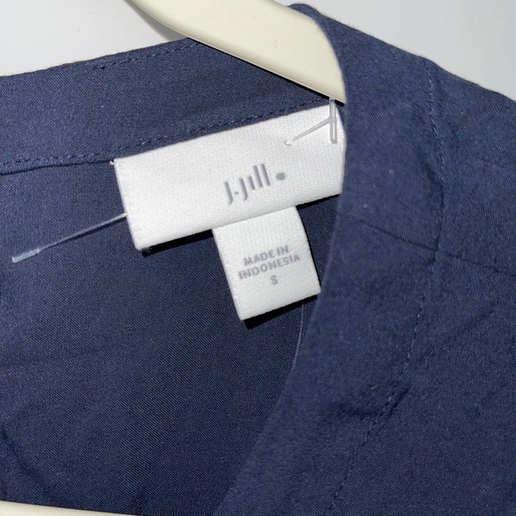 J. JILL NAVY BLUE SOFT LIGHTWEIGHT SHORT SLEEVE PULLOVER SMALL - Picture 3 of 5